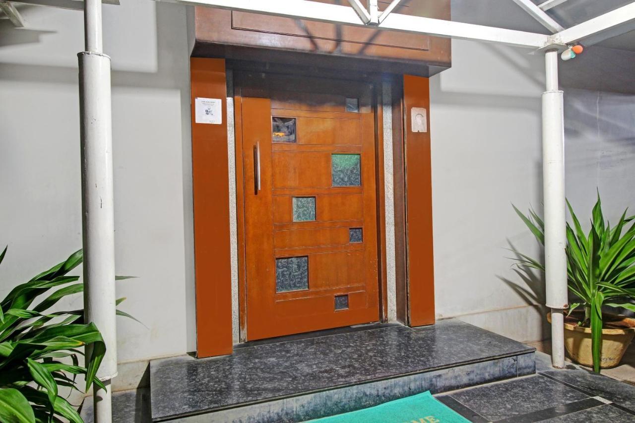 Collection O 82357 Hotel Surabhi Pride Trimulgherry Exteriör bild